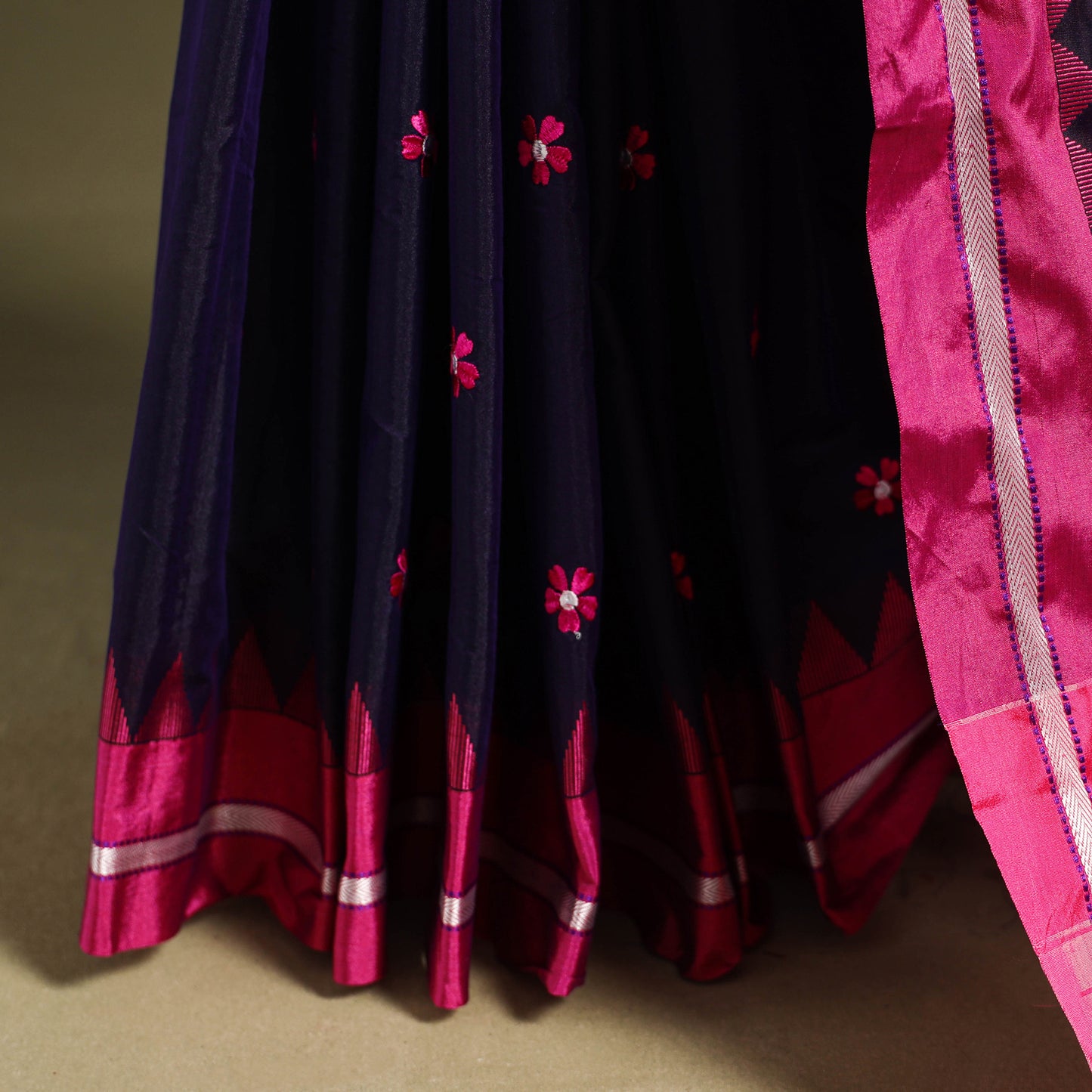 Blue - flower buta mercerized cotton ilkal saree 17