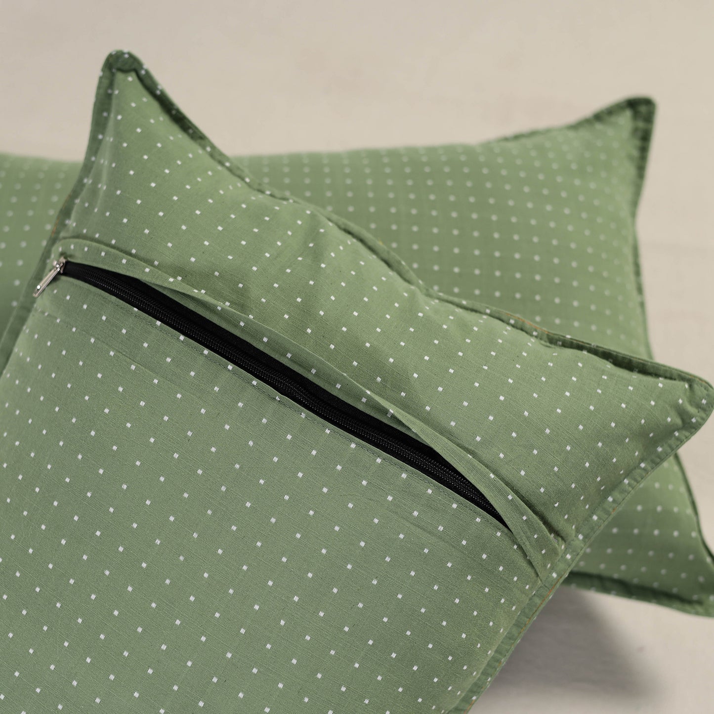 Jacquard Weave Pillow Covers (Set of 2) 04
