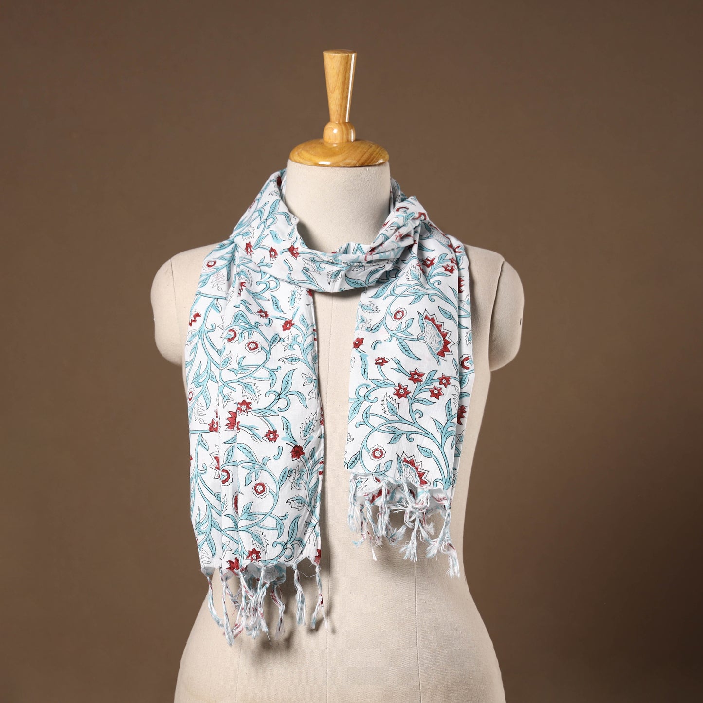 White - cotton sanganeri stole with tassels 02 - handcrafted