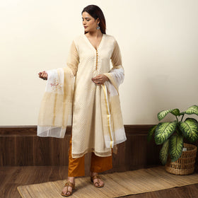 Buy Leheriya Printed Kota Doria Kurta with Palazzo & Dupatta Set 16 Online at iTokri.com