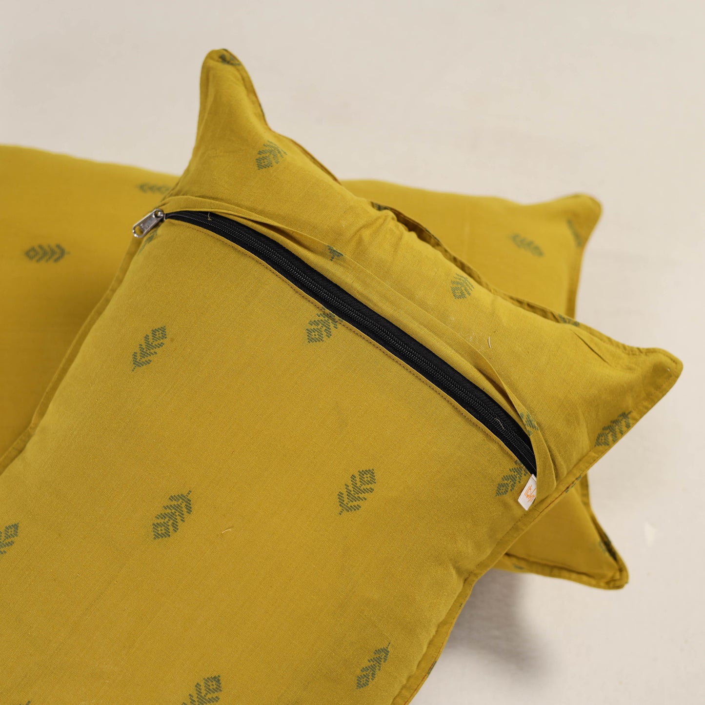 Jacquard Weave Pillow Covers (Set of 2) 07