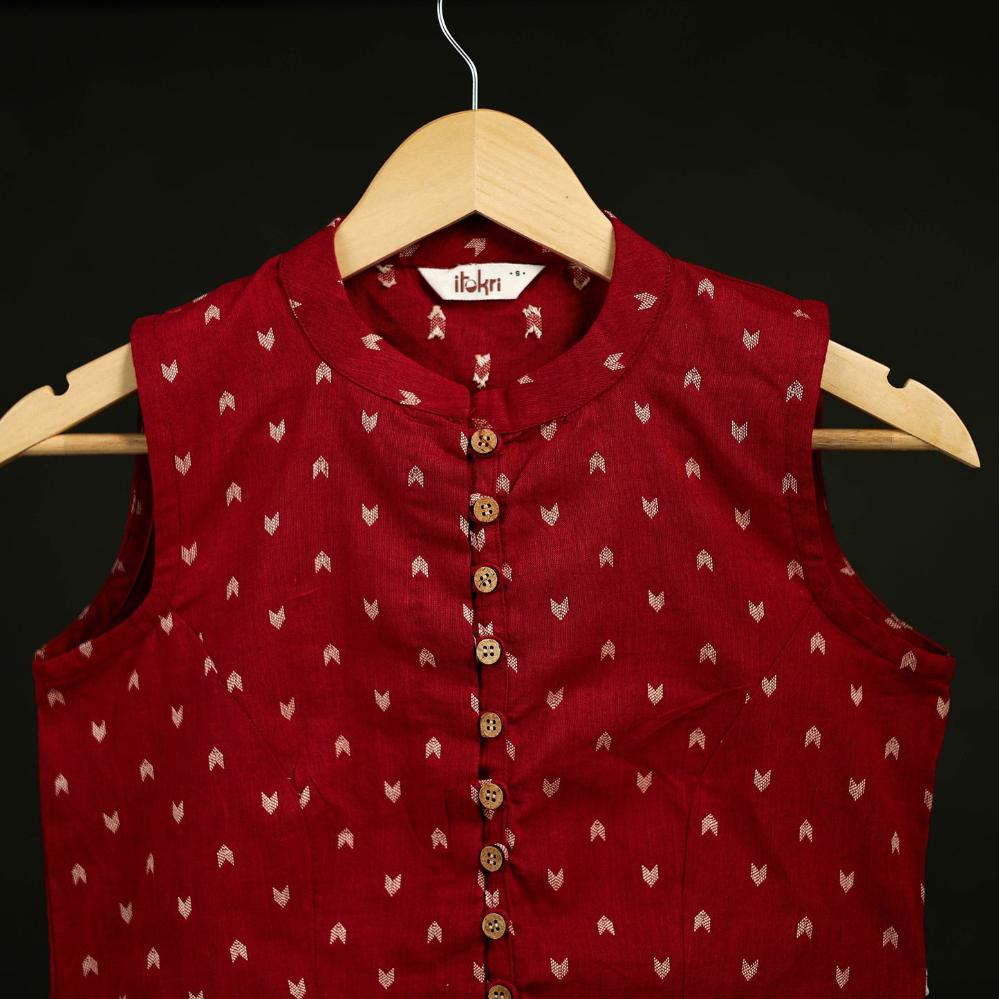 Jacquard Cotton Sleeveless Readymade Blouse 19