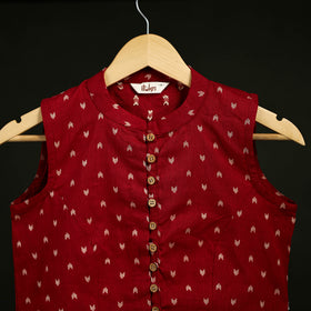 Jacquard Cotton Sleeveless Readymade Blouse 19