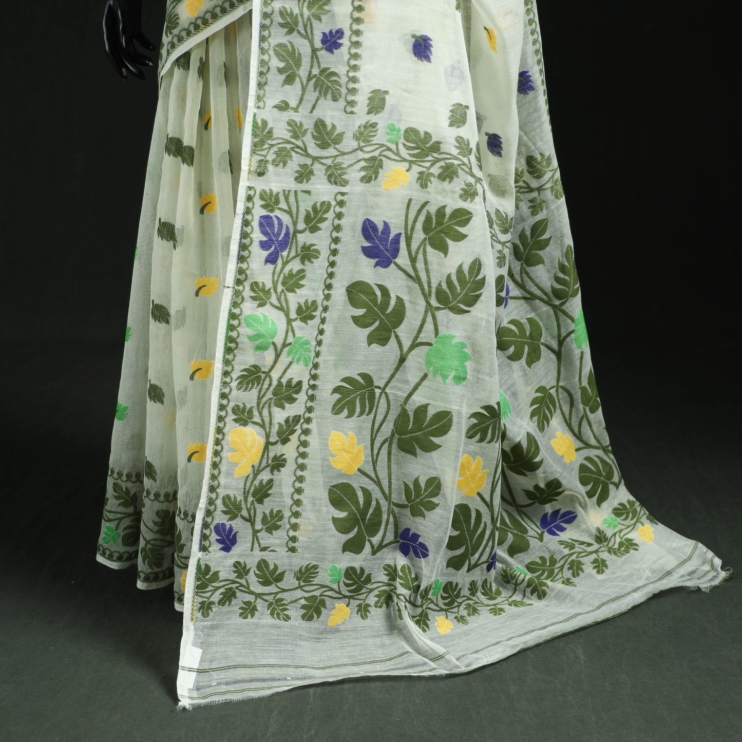 Silk Cotton Dhakai Jamdani Saree 11