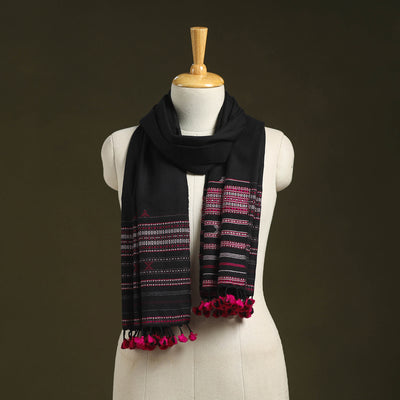 Black - handwoven merino wool kutch bhujodi stole 17