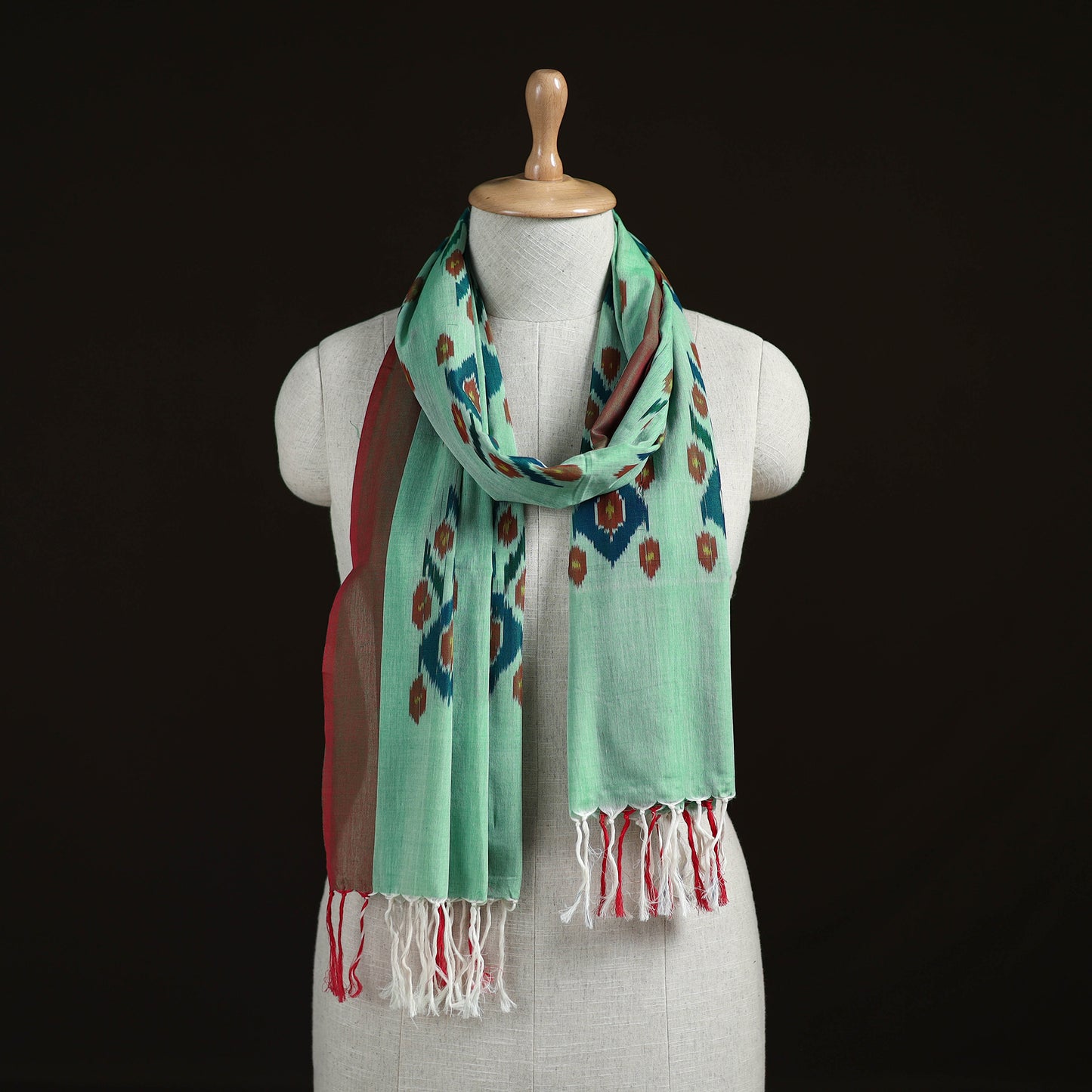 Pochampally Ikat Weave Cotton Stole 03
