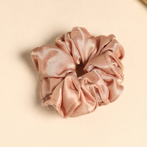 Rubber Band Scrunchie