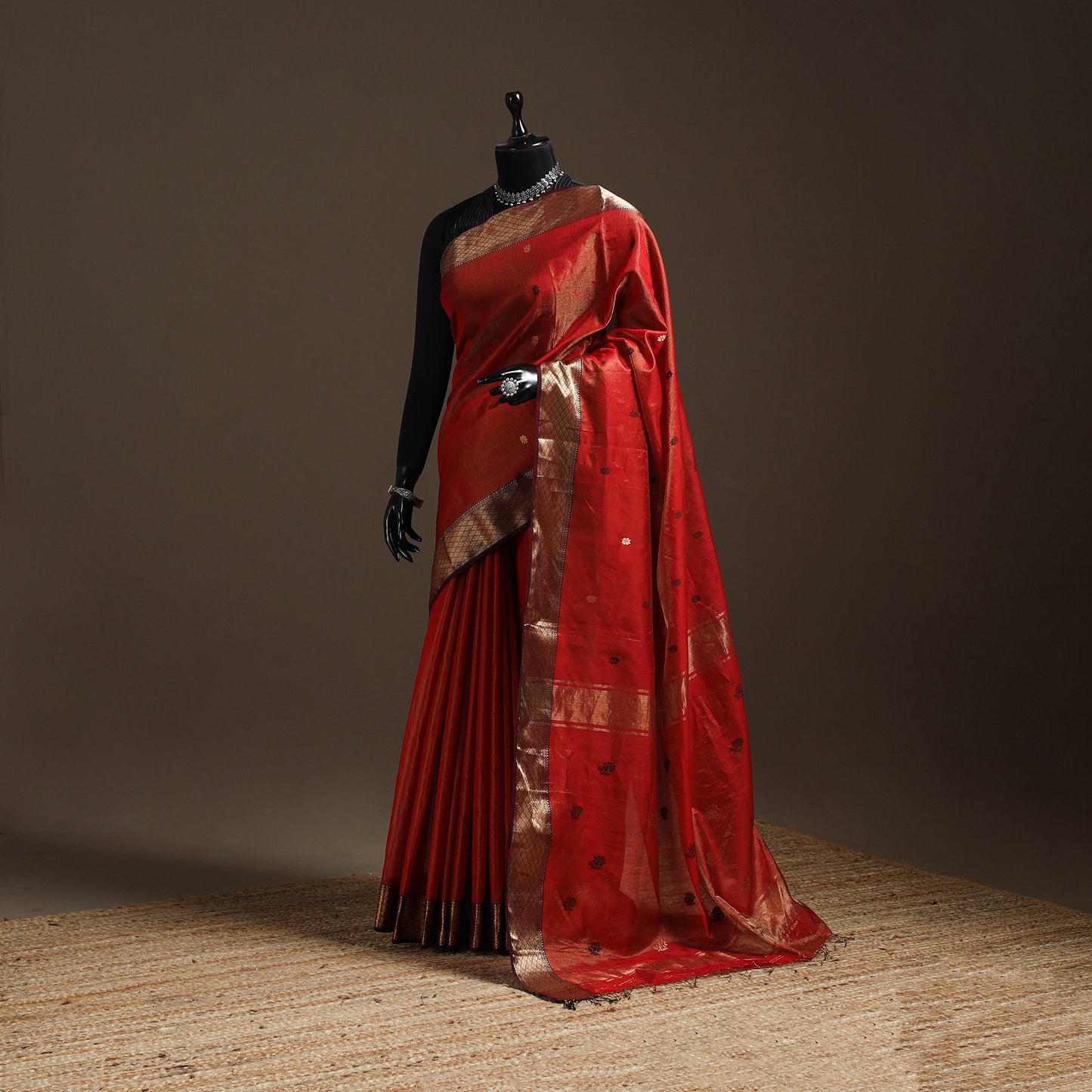 Handloom Buti Tissue Zari Maheshwari Saree with Border 38