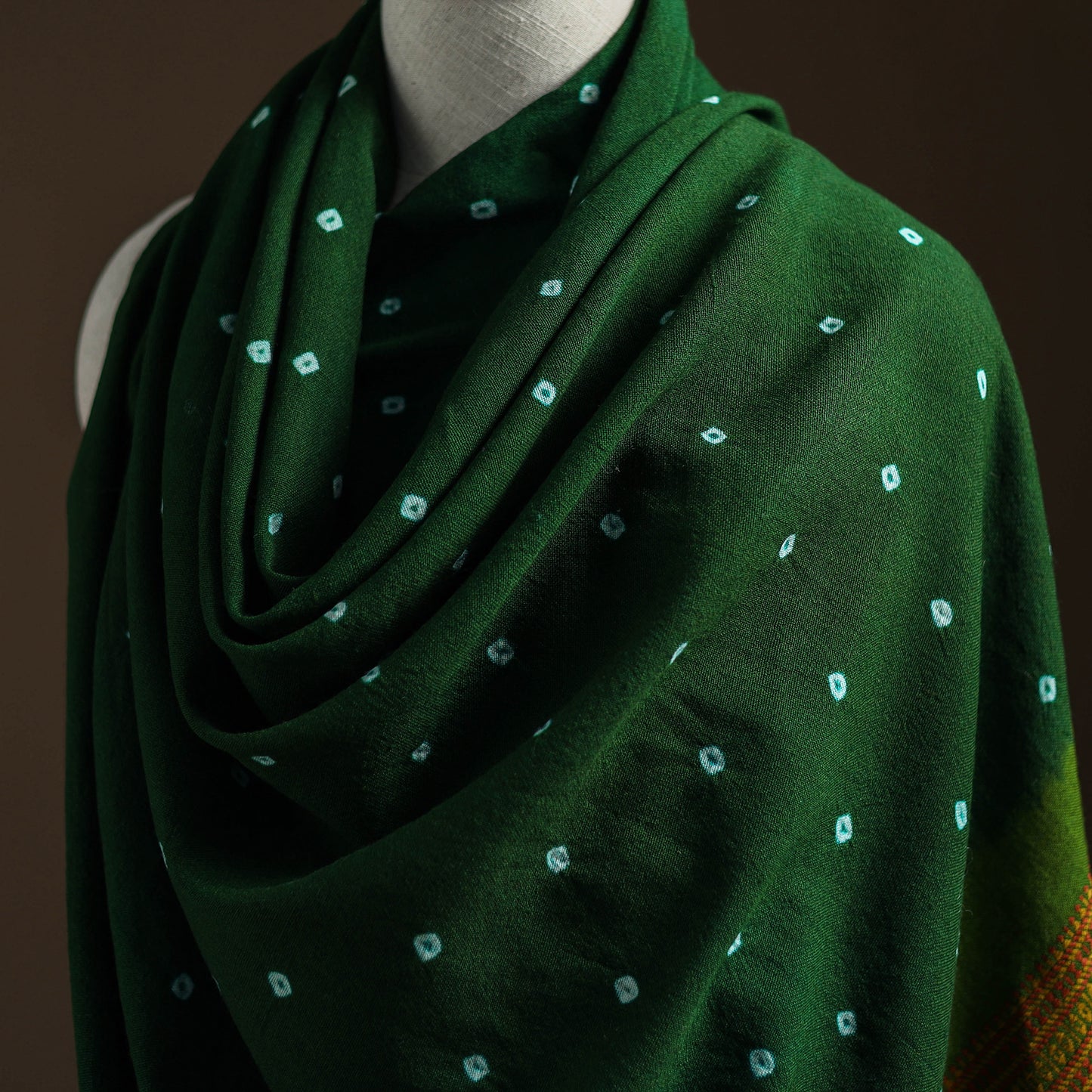 Kutch Bandhani Tie-Dye Handwoven Merino Wool Shawl 10