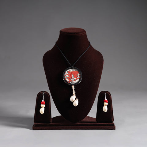 Multicolor handmade fabart shell work necklace set 07