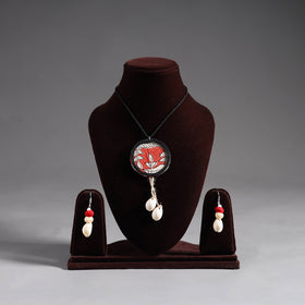 Multicolor handmade fabart shell work necklace set 07