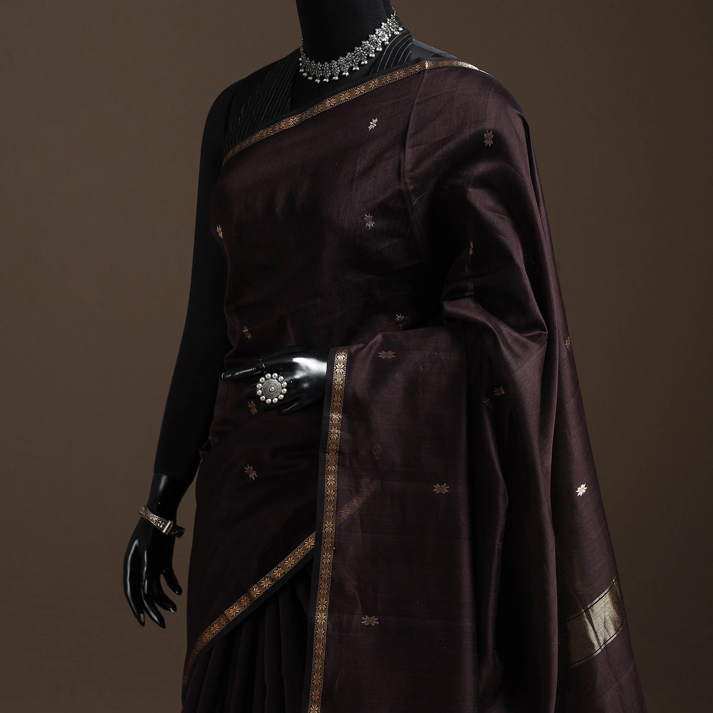 Handloom Maheshwari Saree with Zari Border 33