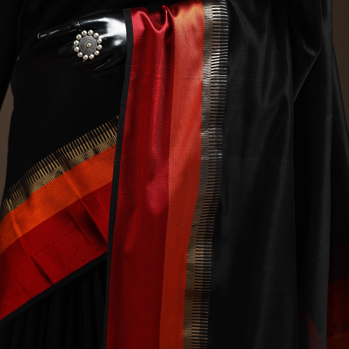 Handloom Maheshwari Saree with Resham Zari Border 24