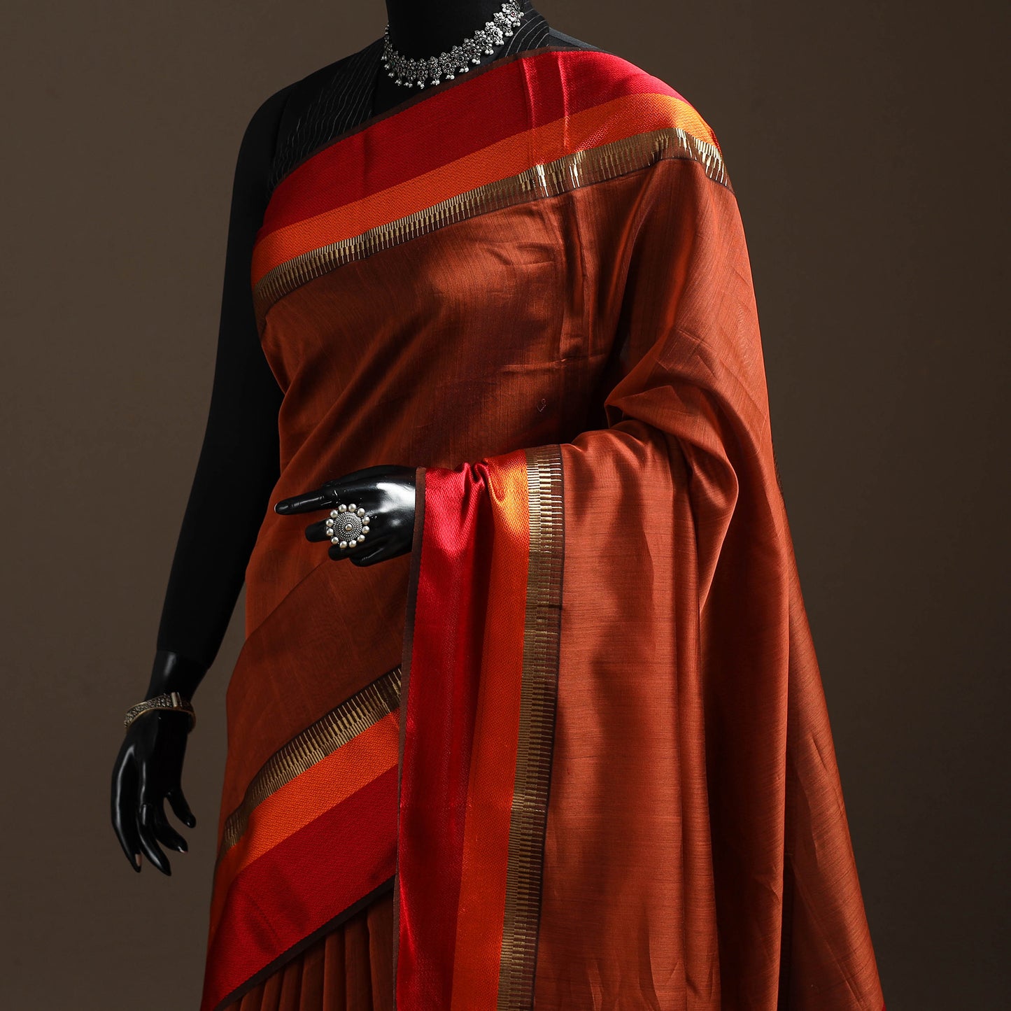 Handloom Maheshwari Saree with Resham Zari Border 23