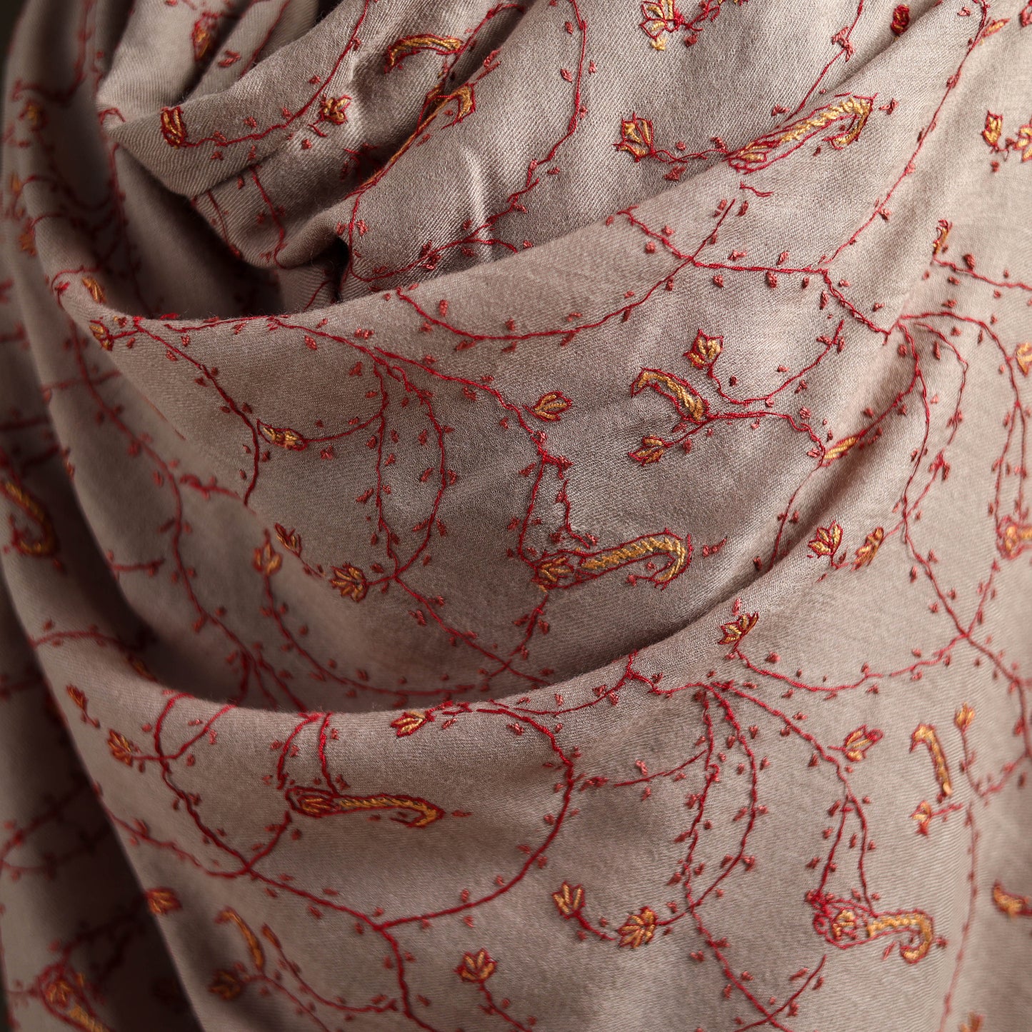 Kashmiri Sozni Heavy Hand Embroidered Pure Handwoven Merino Wool Shawl 25