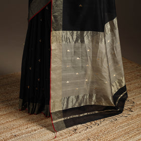 Handloom Buti Maheshwari Saree with Zari Border 20