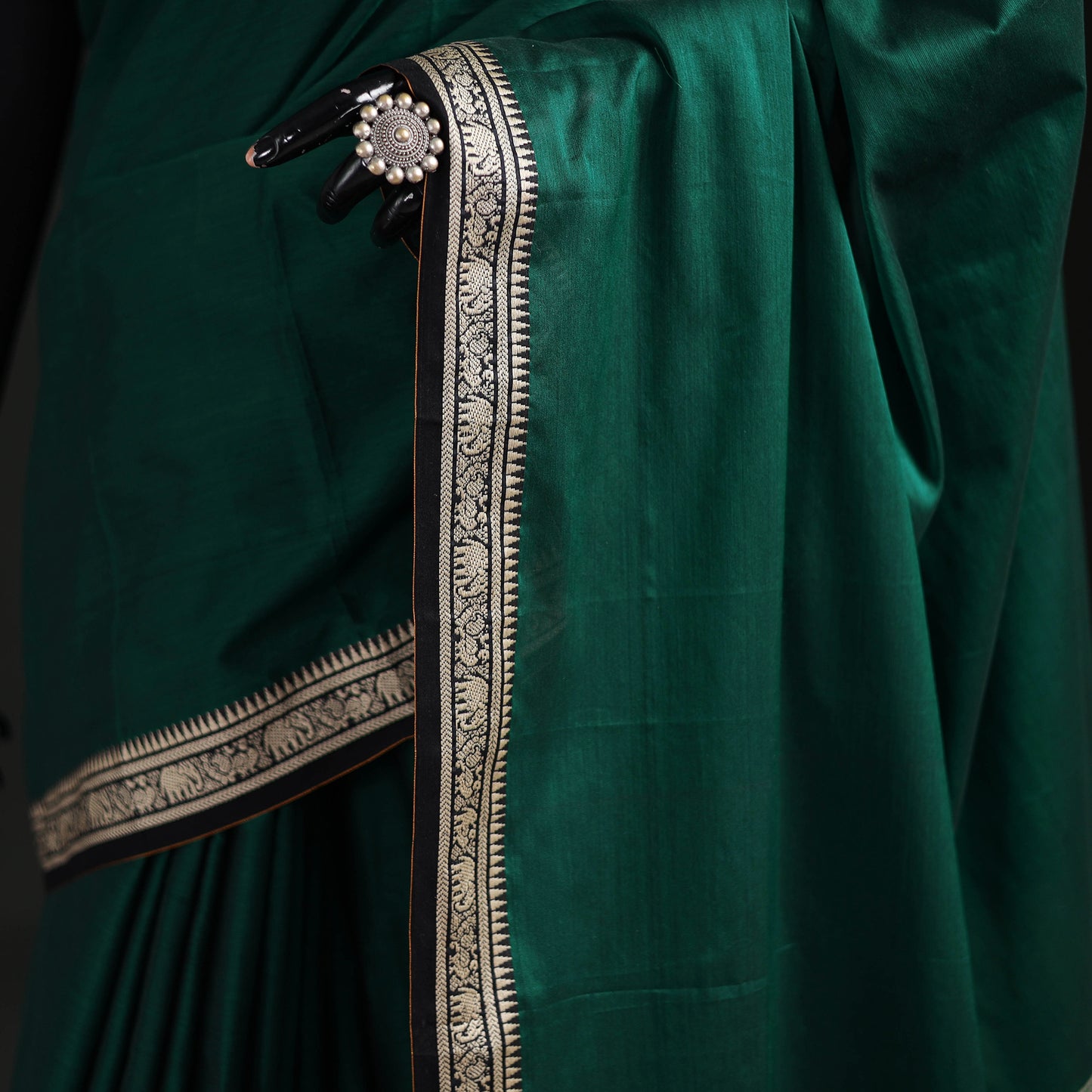 Dharwad Woven Mercerised Cotton Saree with Border 01