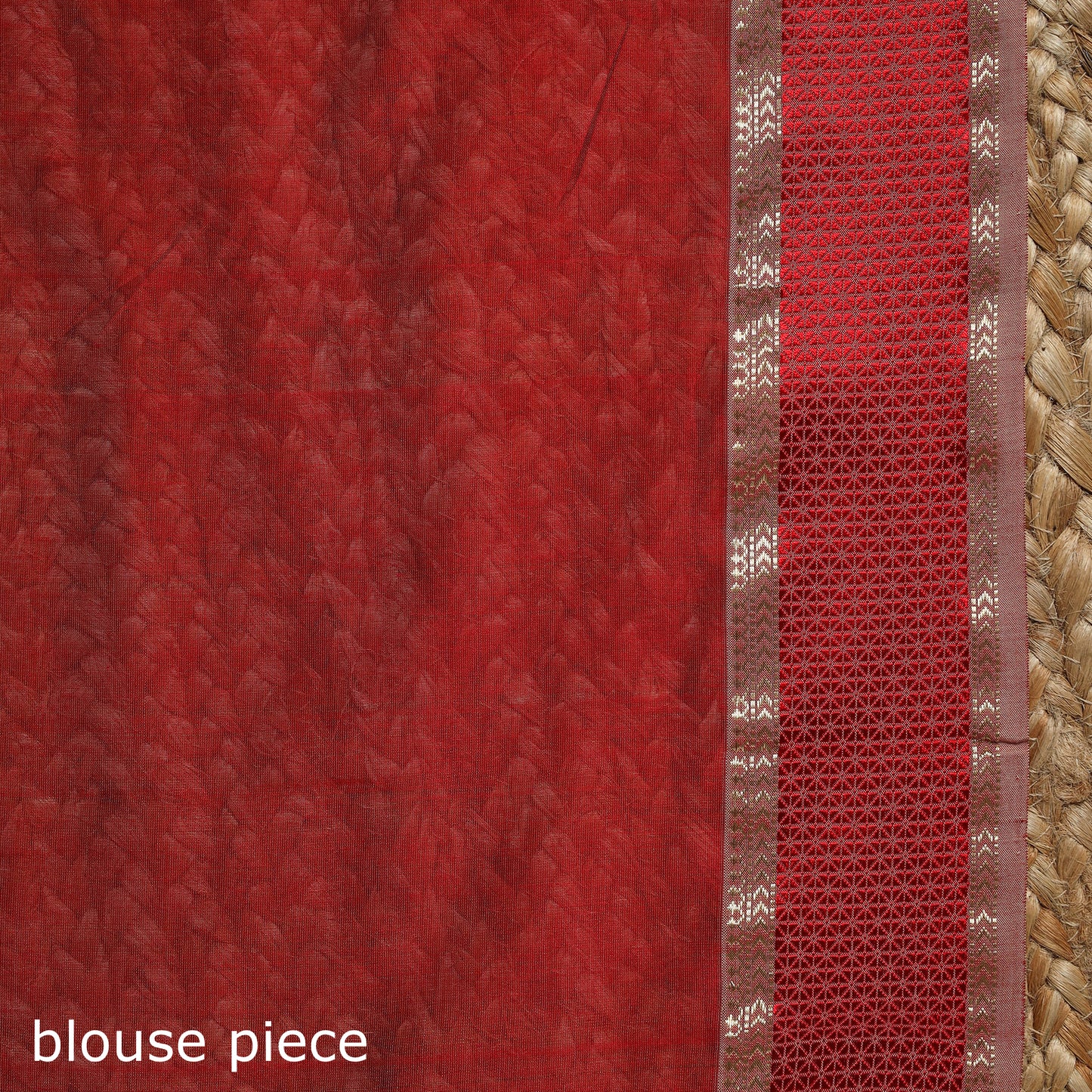 Handloom Maheshwari Saree with Thread Border 11