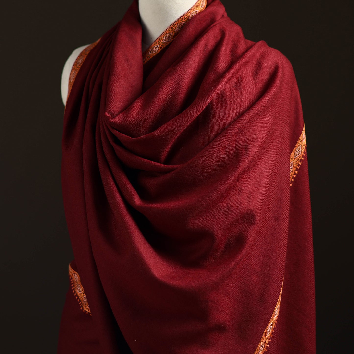 Kashmiri Sozni Hand Embroidered Pure Handwoven Merino Wool Shawl 10
