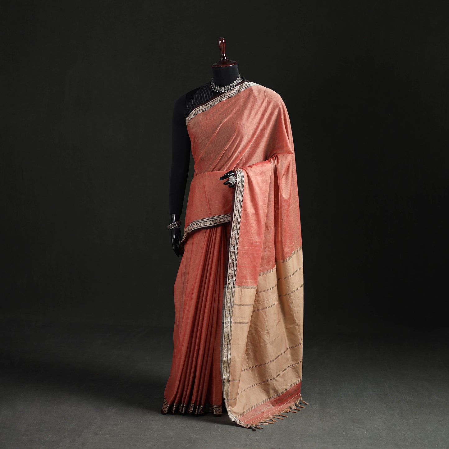 Dharwad Woven Mercerised Cotton Saree with Border 05
