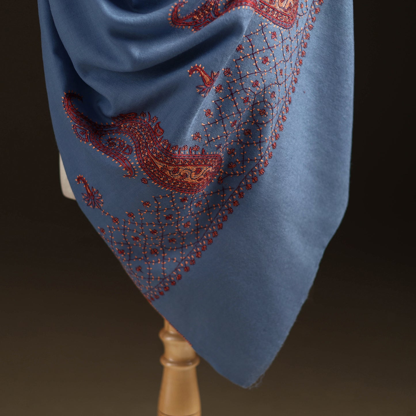 Kashmiri Sozni Hand Embroidered Pure Handwoven Merino Wool Shawl 15