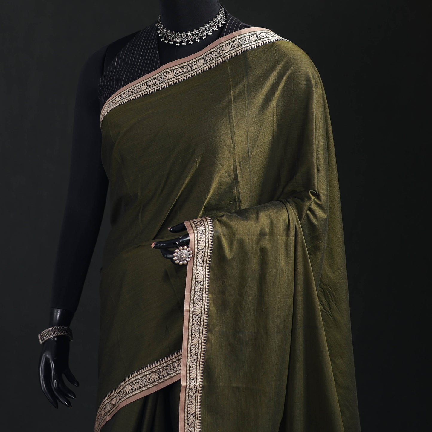 Dharwad Woven Mercerised Cotton Saree with Border 10