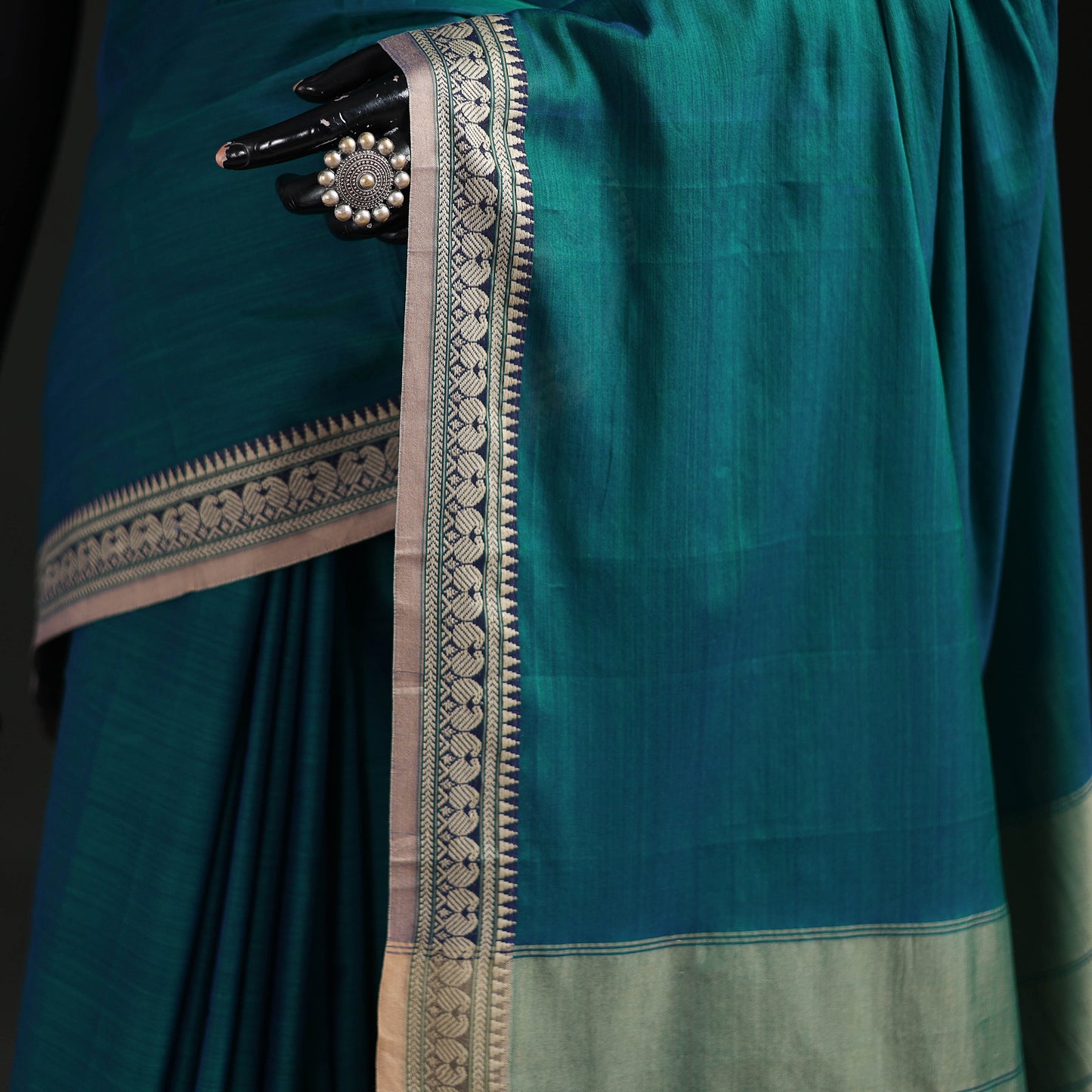 Dharwad Woven Mercerised Cotton Saree with Border 14