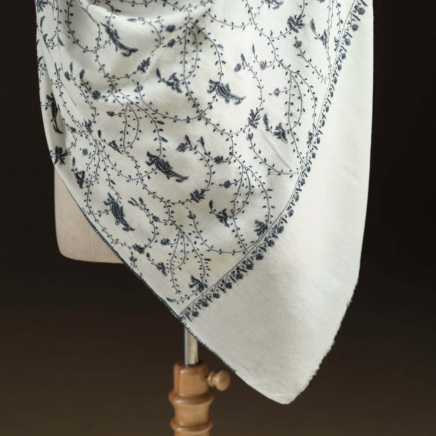 Kashmiri Sozni Heavy Hand Embroidered Pure Handwoven Merino Wool Shawl 21