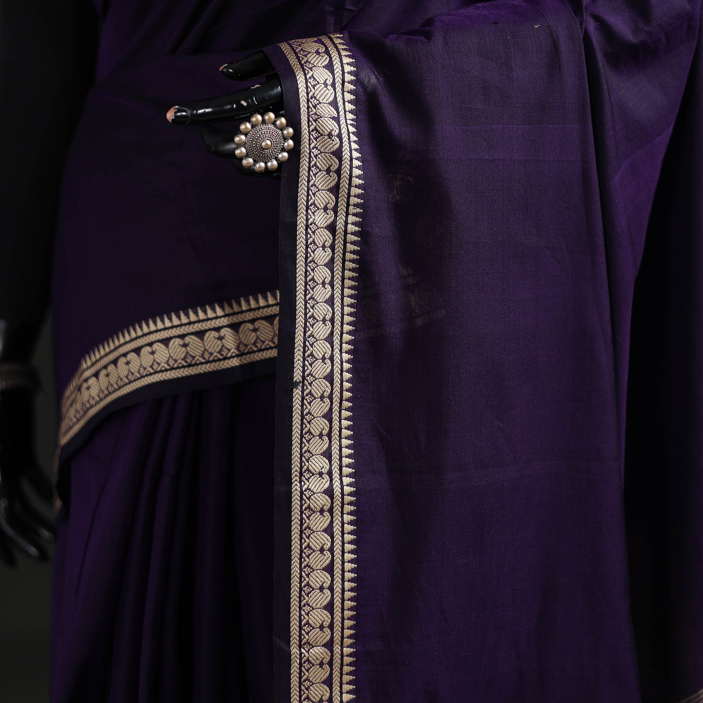 Dharwad Woven Mercerised Cotton Saree with Border 17