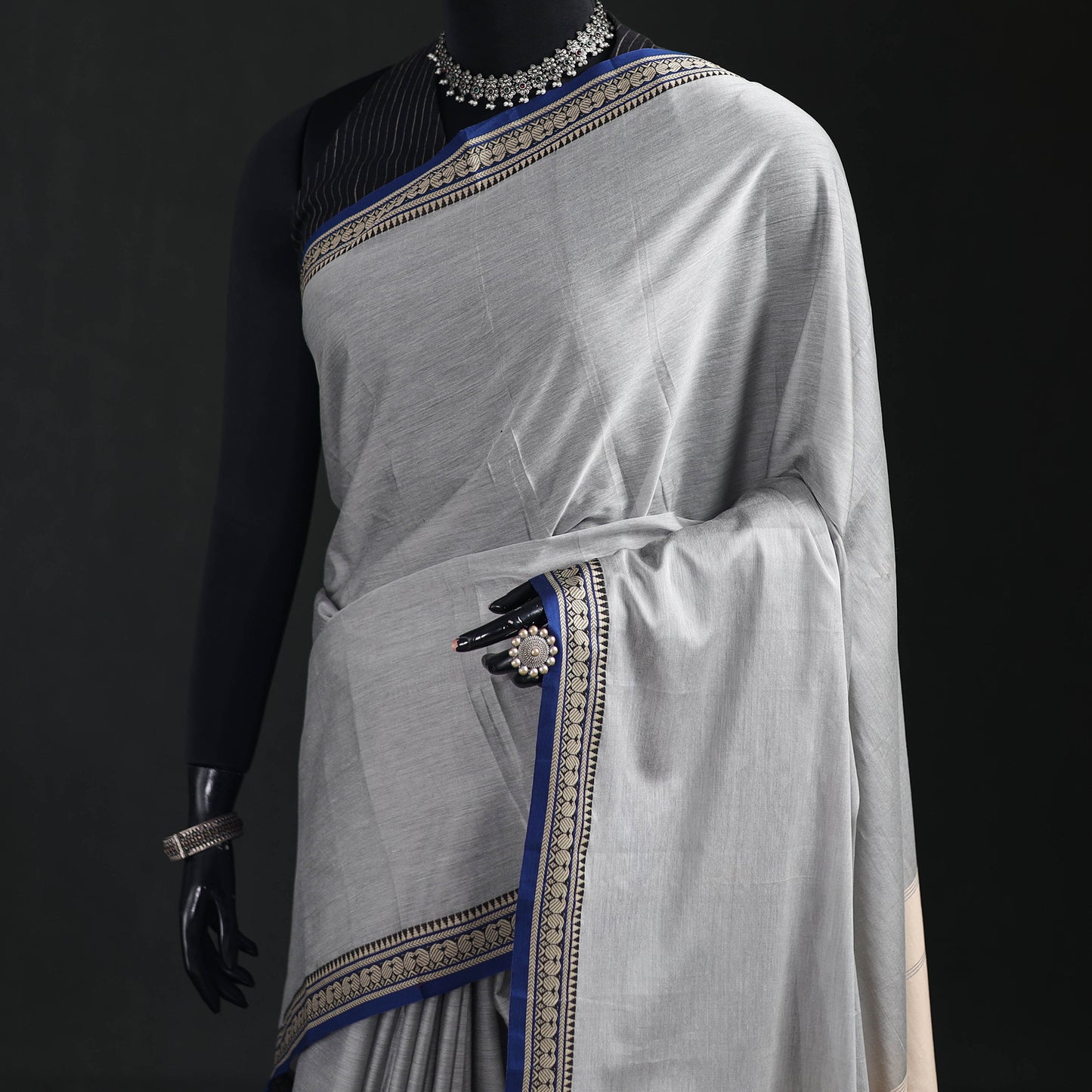 Dharwad Woven Mercerised Cotton Saree with Border 19