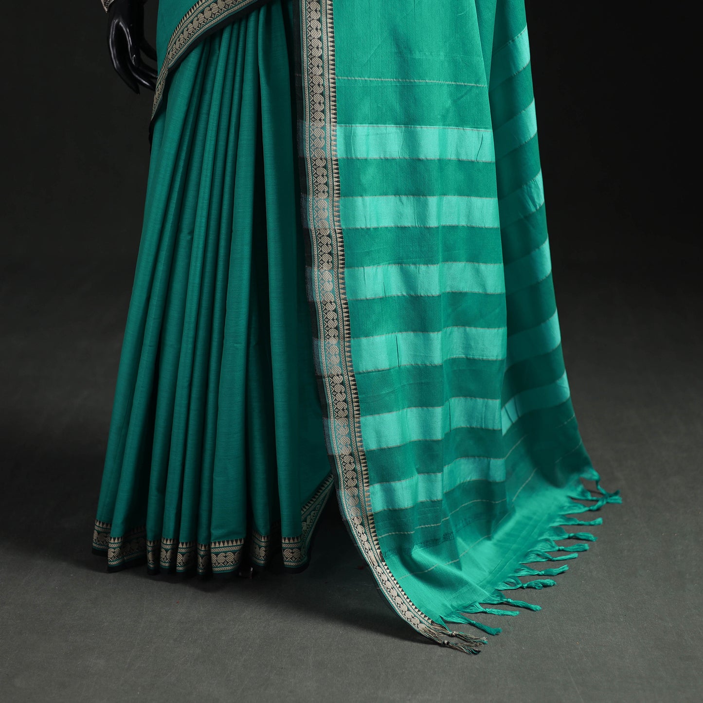 Dharwad Woven Mercerised Cotton Saree with Border 23