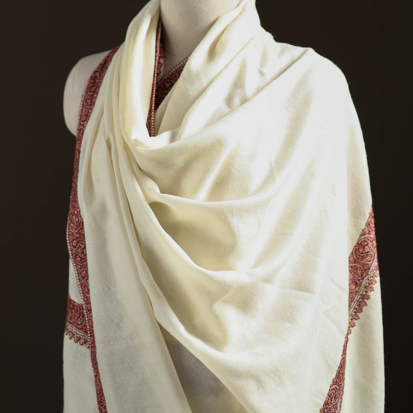 Kashmiri Sozni Hand Embroidered Pure Handwoven Merino Wool Shawl 01