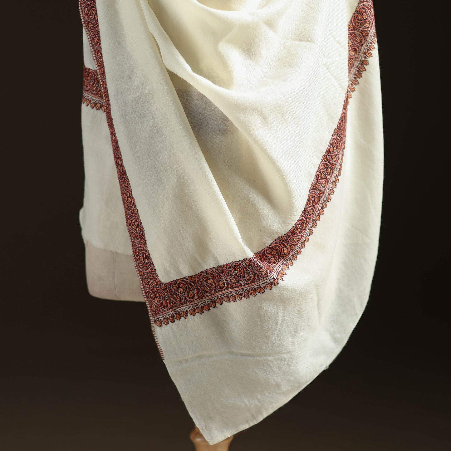 Kashmiri Sozni Hand Embroidered Pure Handwoven Merino Wool Shawl 01