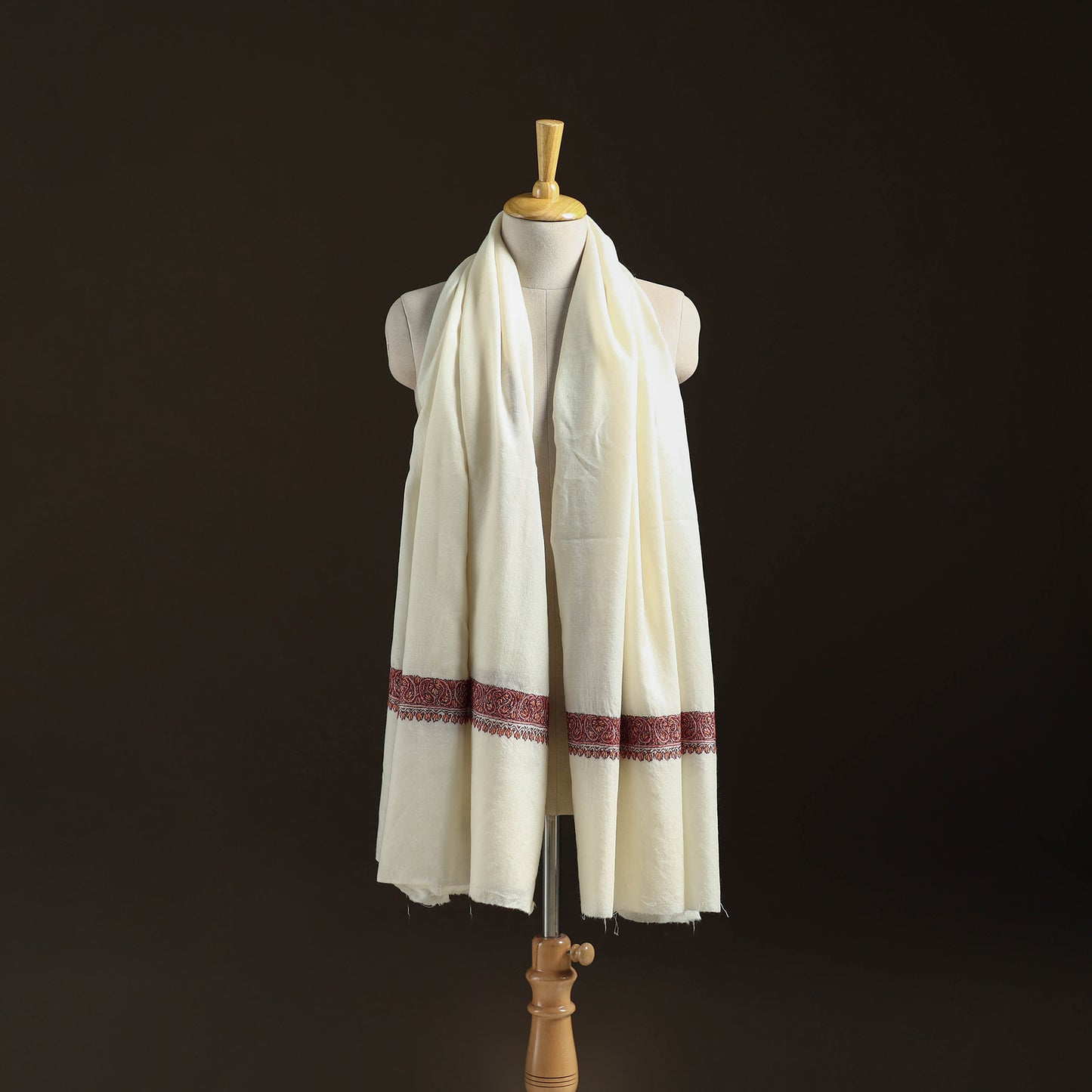Kashmiri Sozni Hand Embroidered Pure Handwoven Merino Wool Shawl 01