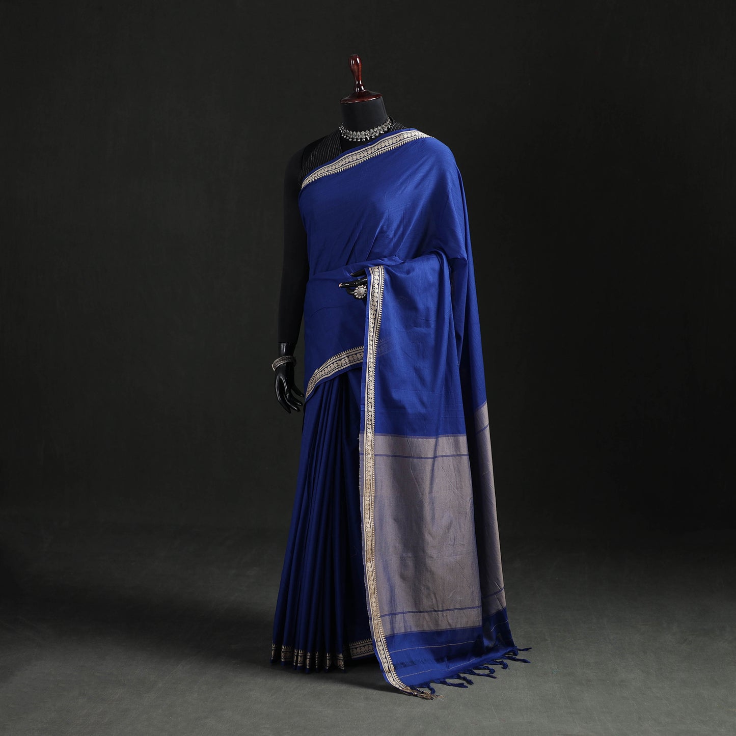 Dharwad Woven Mercerised Cotton Saree with Border 27