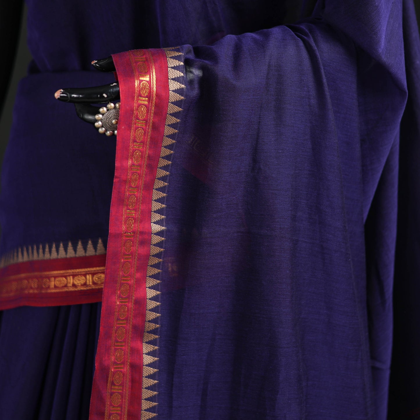 Dharwad Woven Mercerised Cotton Saree with Border 40