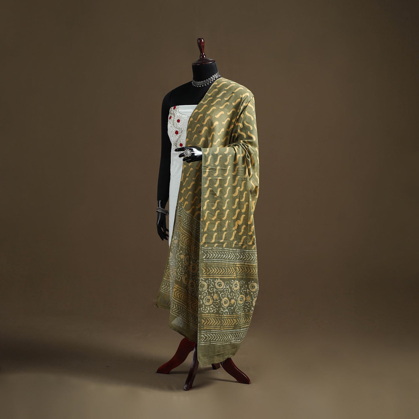 Hand Block Batik Print Pure Mul Cotton Dupatta 47