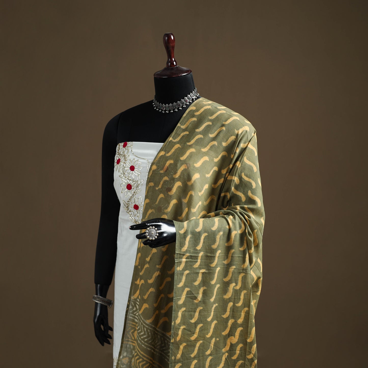 Hand Block Batik Print Pure Mul Cotton Dupatta 47