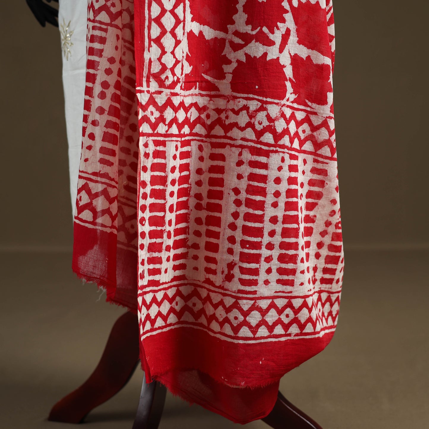 Hand Block Batik Print Pure Mul Cotton Dupatta 48