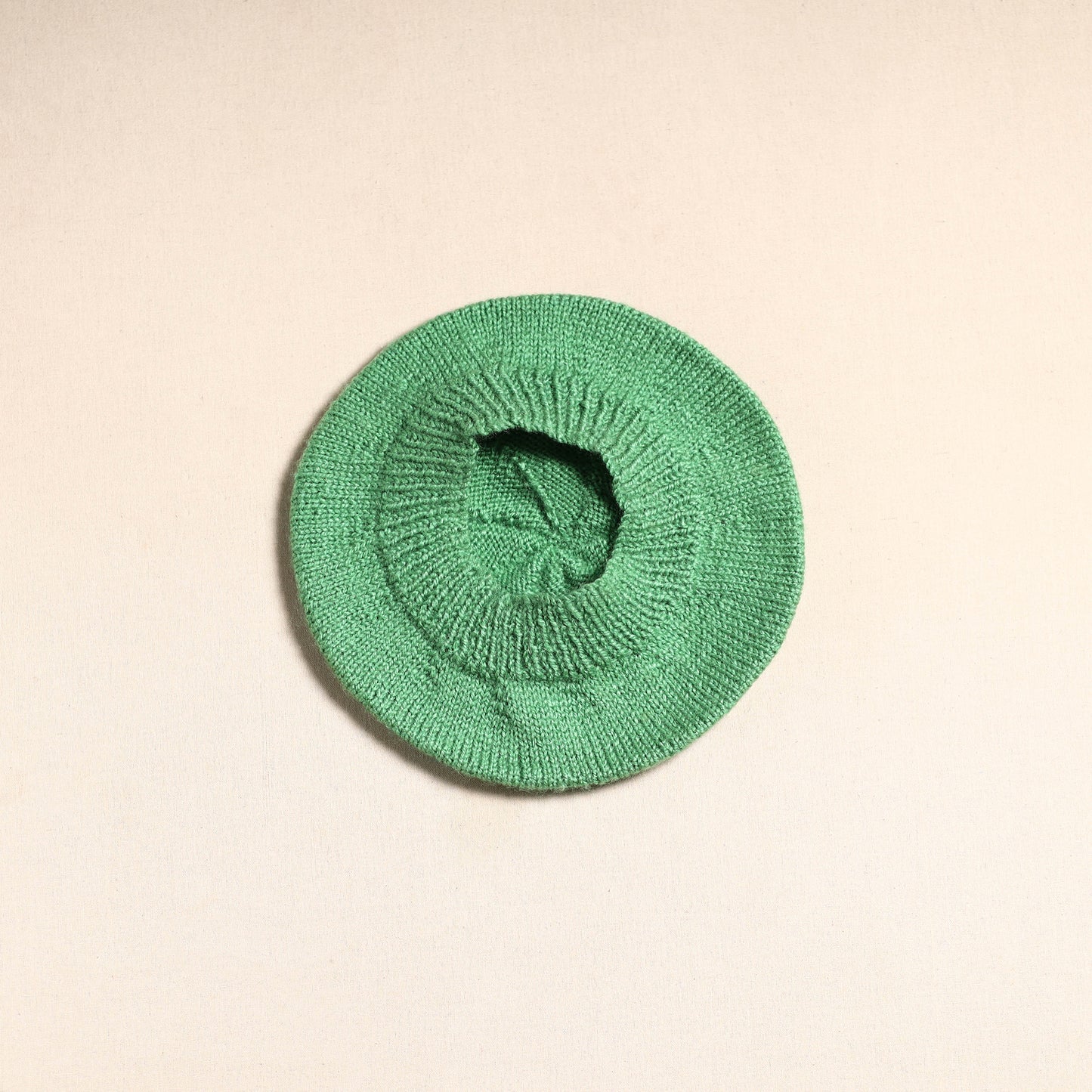 Green - kumaun hand knitted woollen beret cap 42