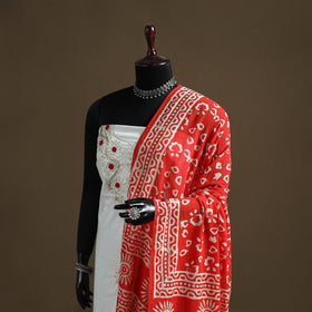 Red - Hand Block Batik Print Pure Mul Cotton Dupatta 53