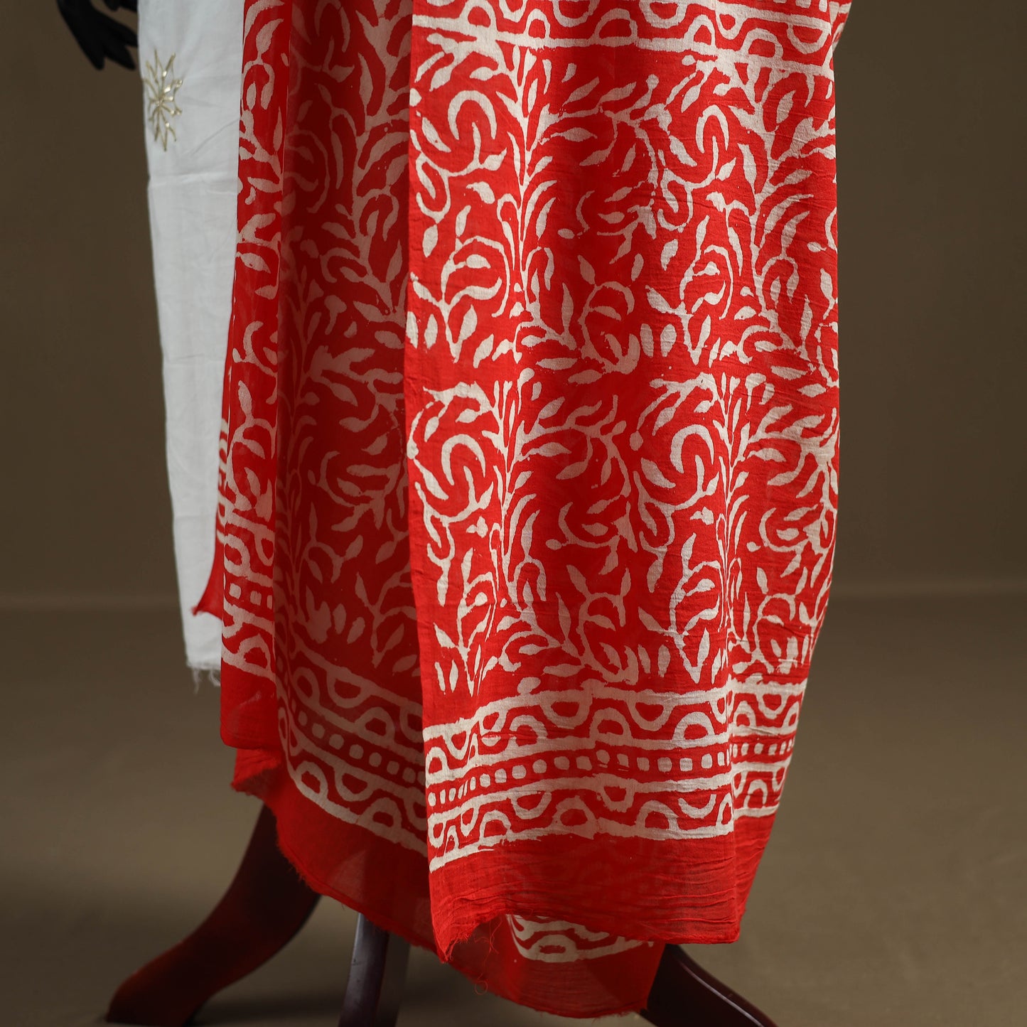 Red - Hand Block Batik Print Pure Mul Cotton Dupatta 53