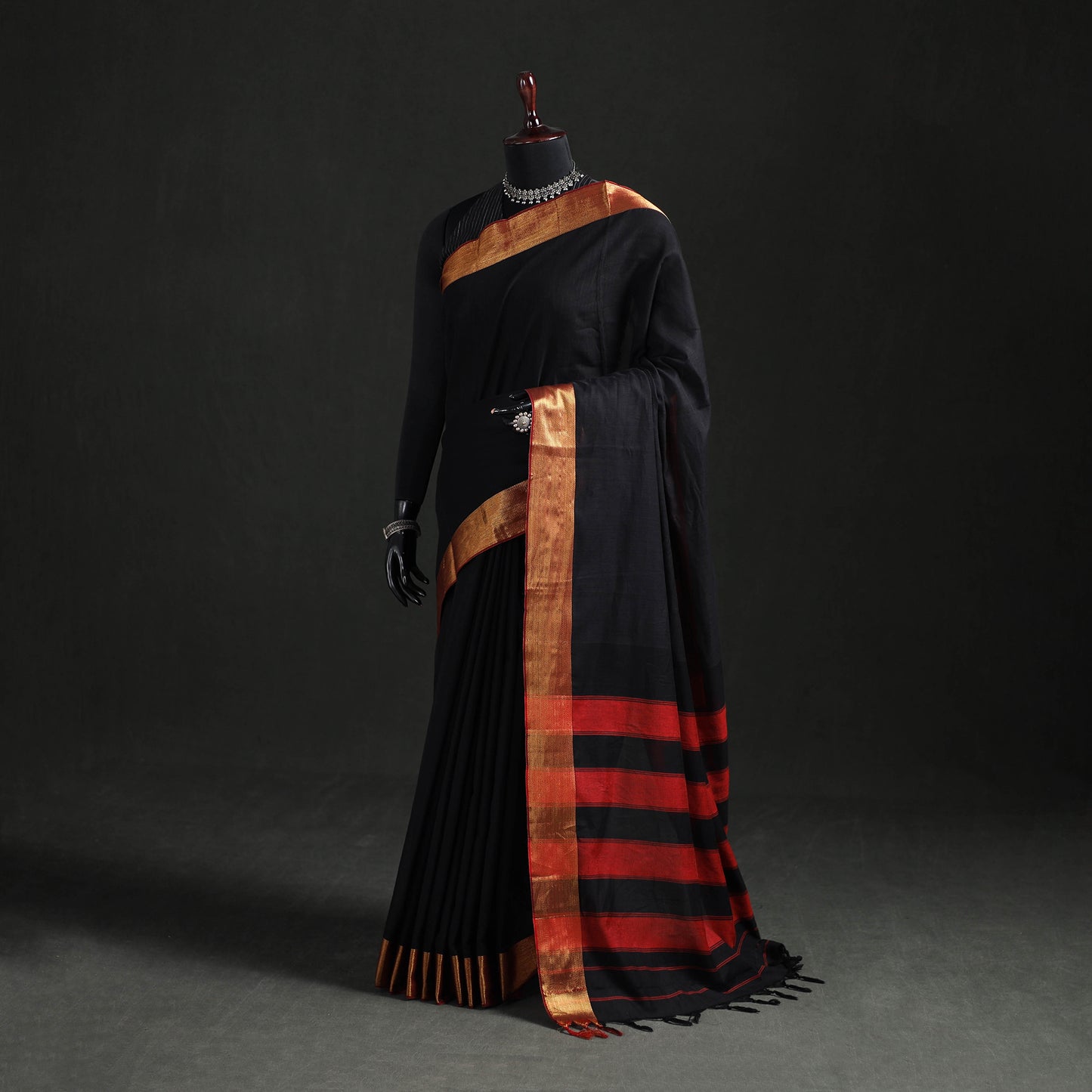 Dharwad Woven Mercerised Cotton Saree with Border 51