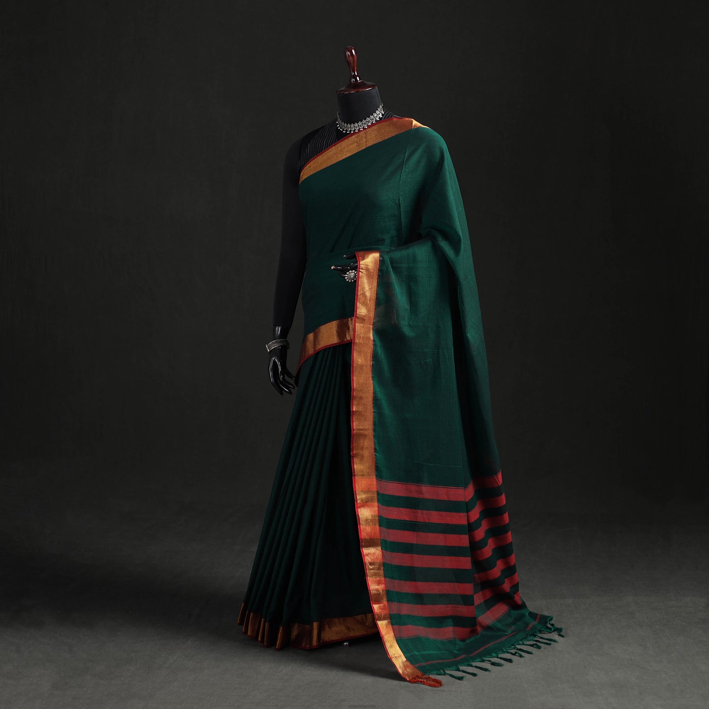 Dharwad Woven Mercerised Cotton Saree with Border 52