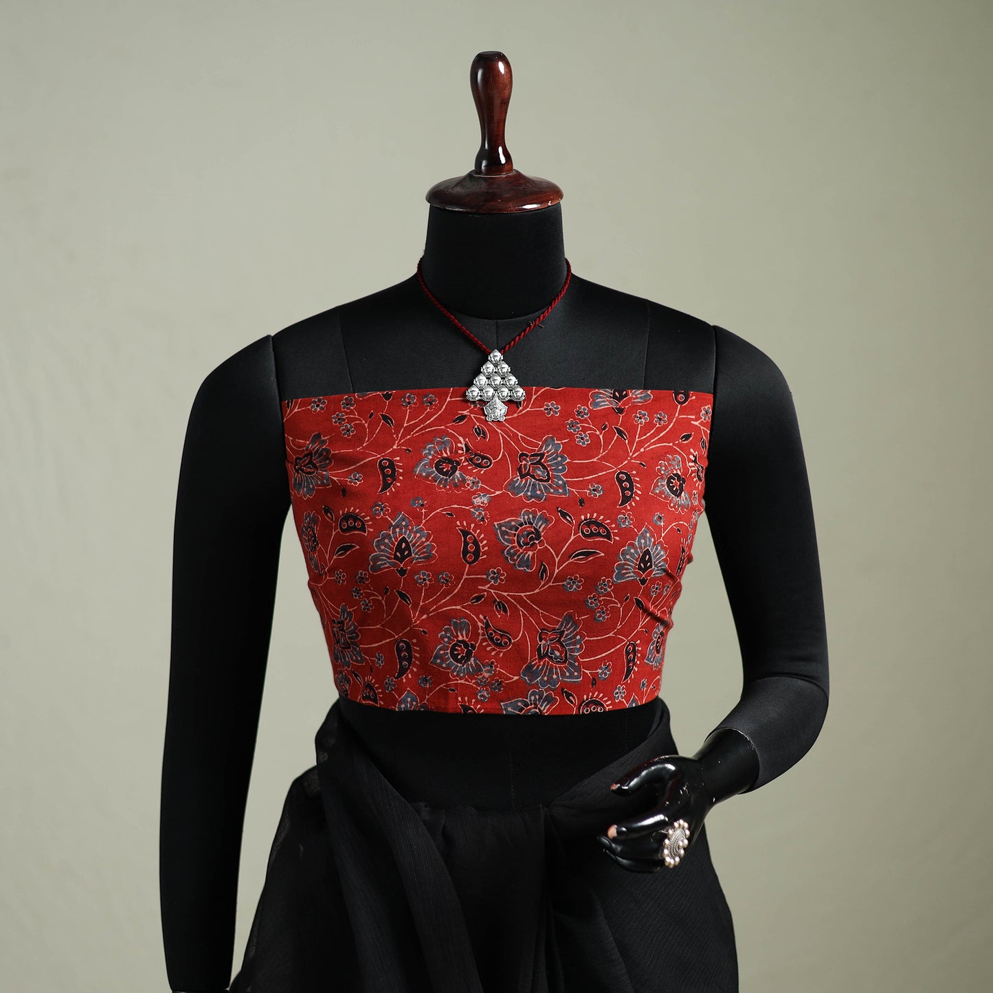 Black - Nazaakat Kota Doria Cotton Plain Saree with Blouse & Jewellery Set 05