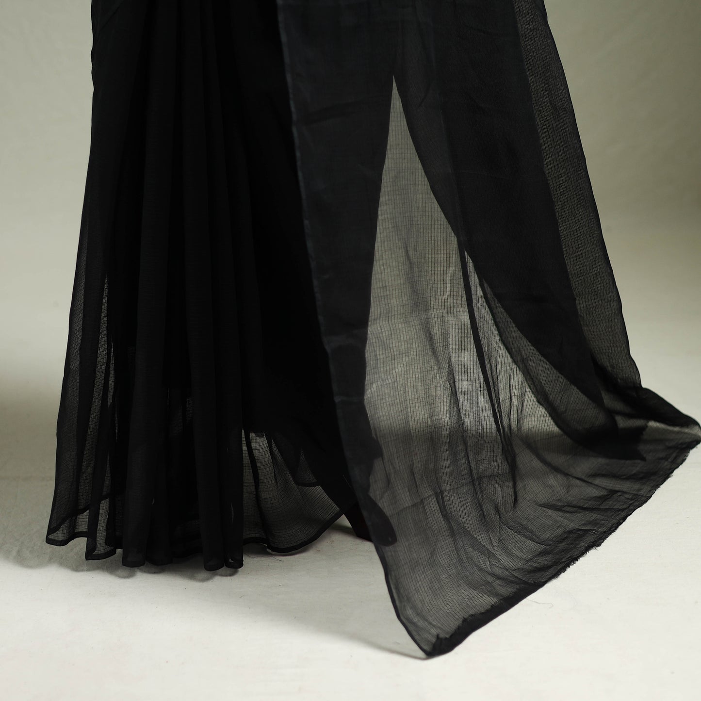 Black - Nazaakat Kota Doria Cotton Plain Saree with Blouse & Jewellery Set 06