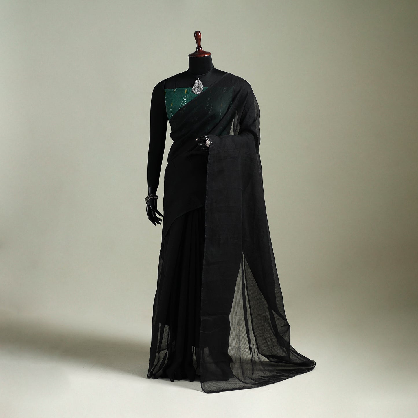 Black - Nazaakat Kota Doria Cotton Plain Saree with Blouse & Jewellery Set 09
