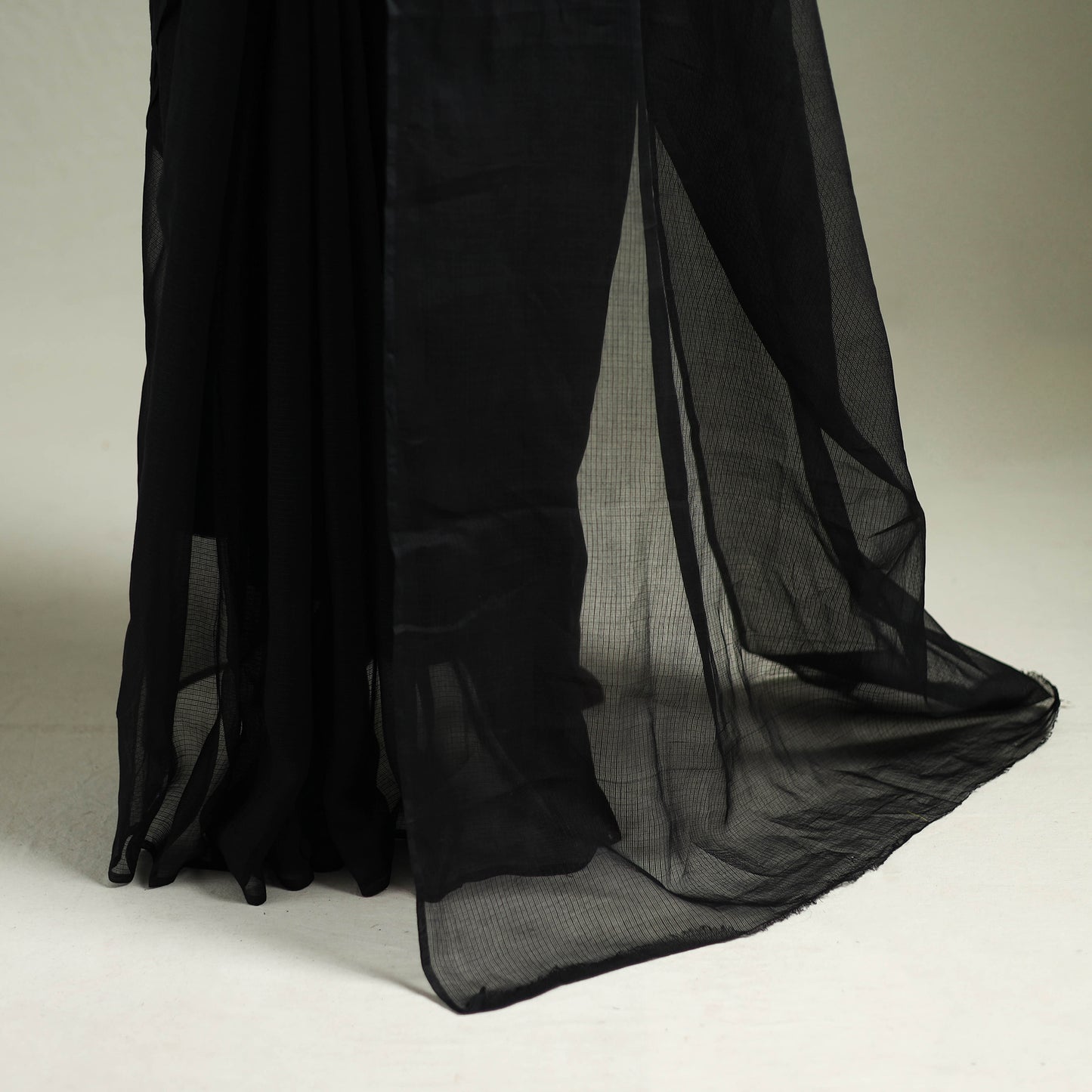 Black - Nazaakat Kota Doria Cotton Plain Saree with Blouse & Jewellery Set 09