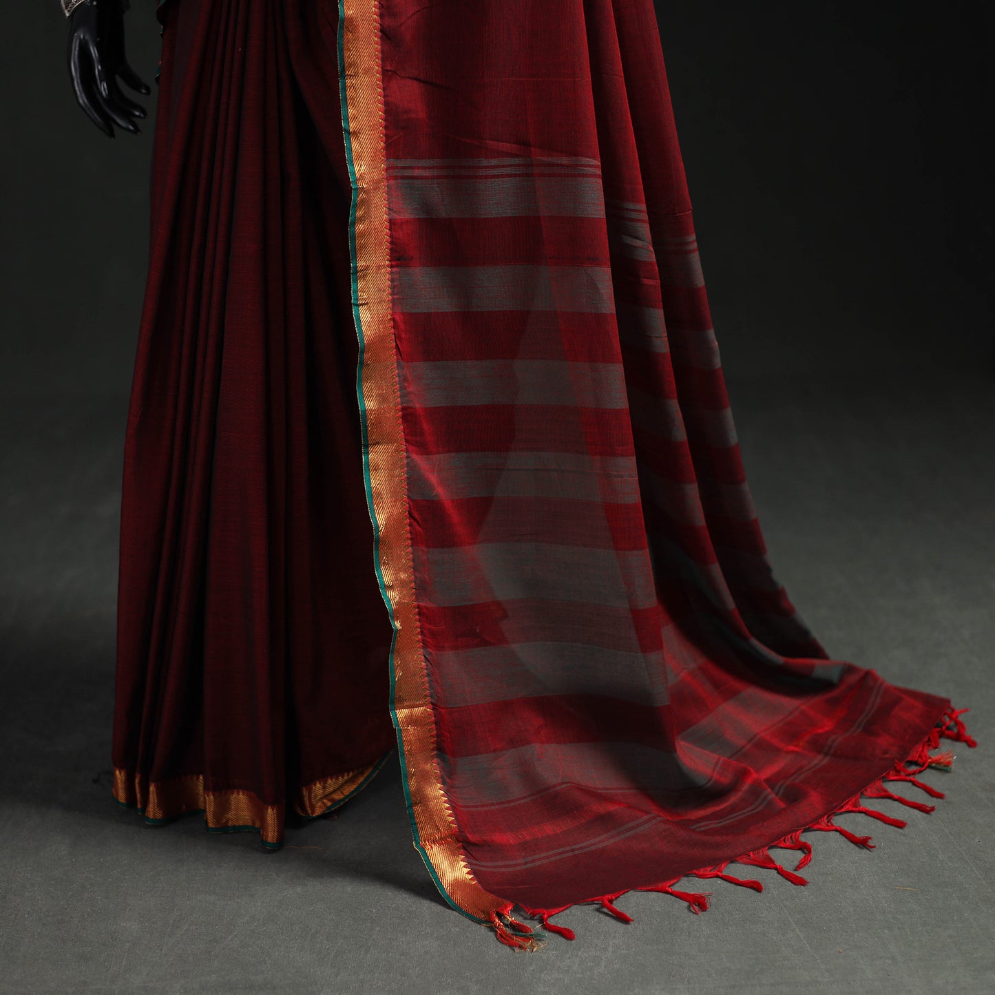 Dharwad Woven Mercerised Cotton Saree with Border 61