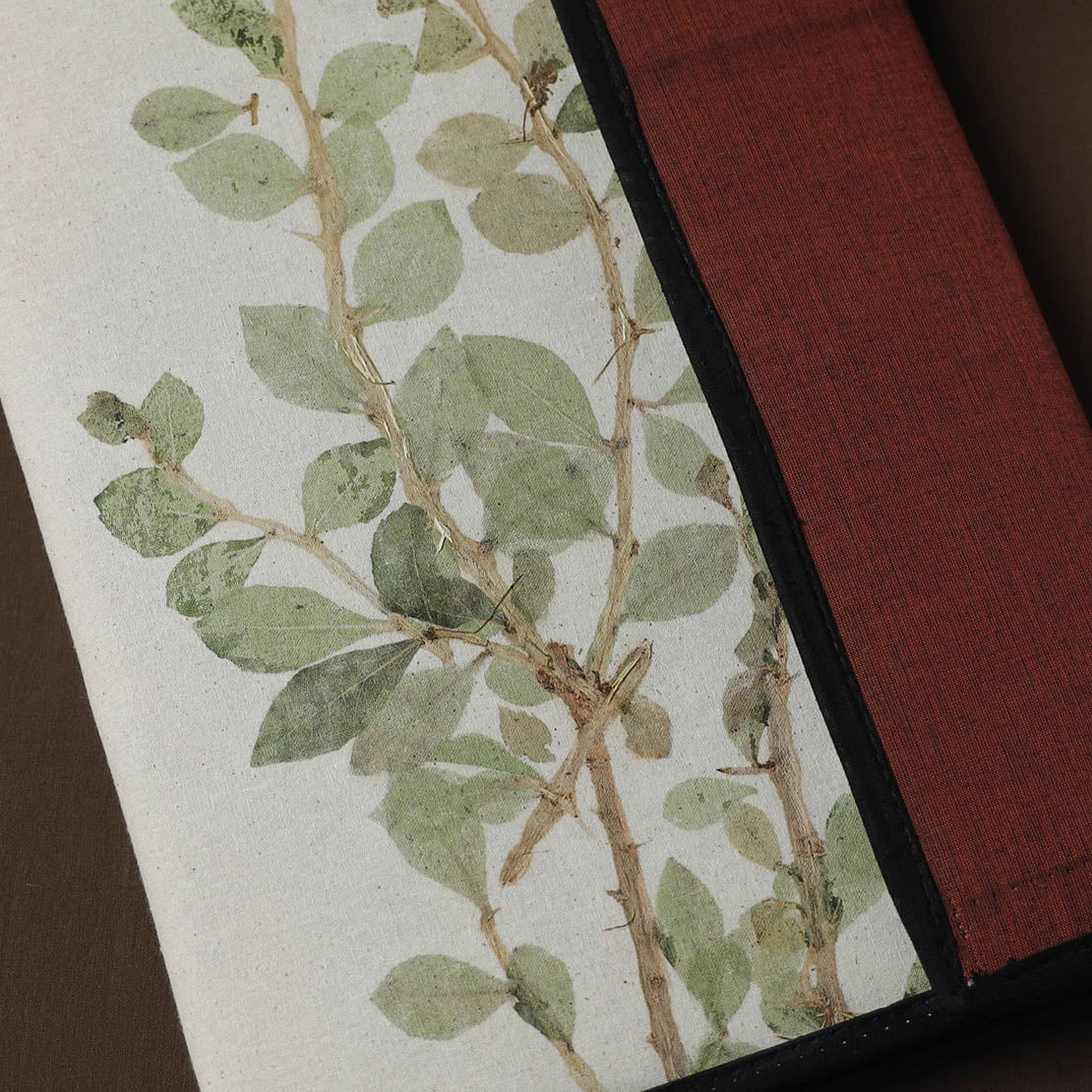 White Natural Leaf Art Work Fabric File Folder